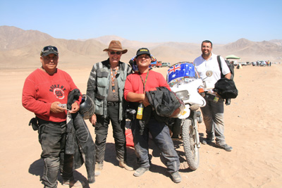 023 Rueben our Chilean mechanic with friends.jpg